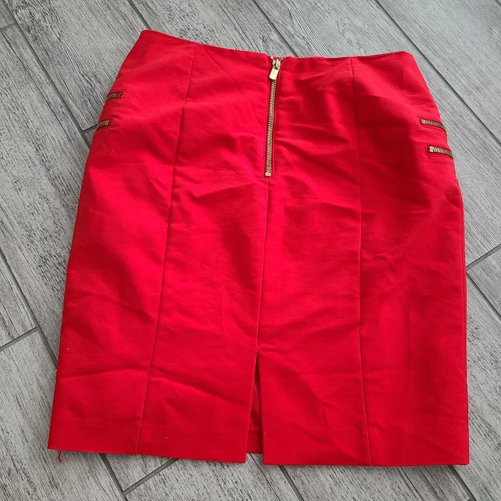 H&M women's red pencil skirt with gold zippers size 10